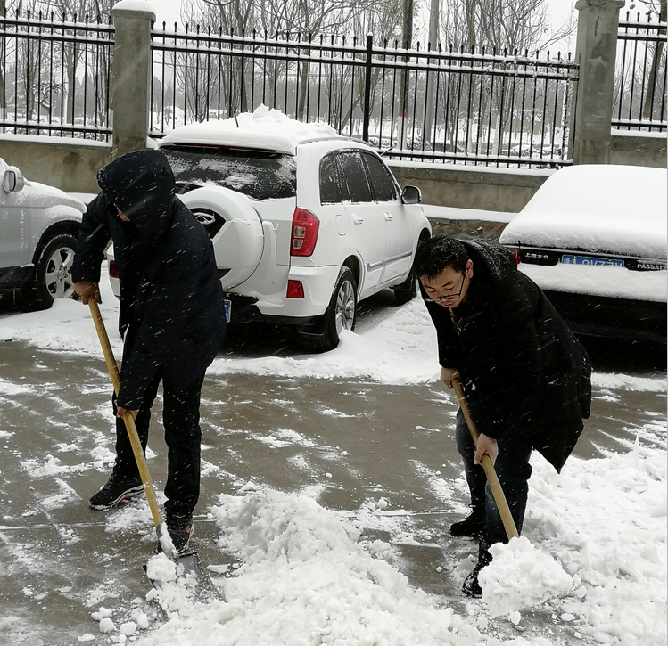 2019河南山推除雪進(jìn)行中